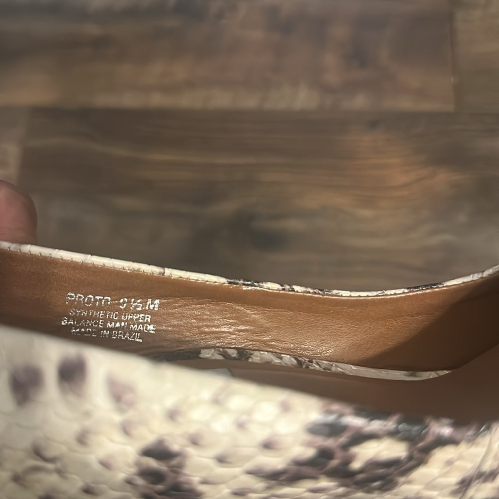 Steve Madden Proto Natural Snake Pointed Pumps size 9 1/2 - Picture 6 of 7